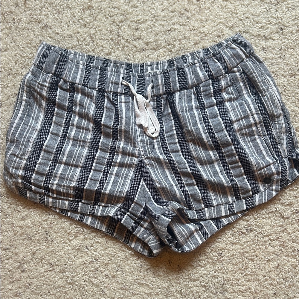 Roxy shorts